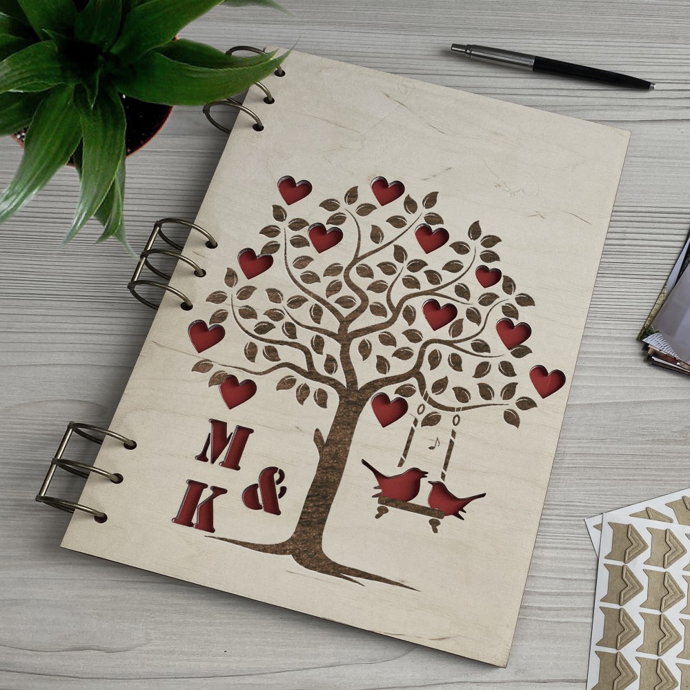Дерев'яний фотоальбом з гравіюванням Дерево кохання