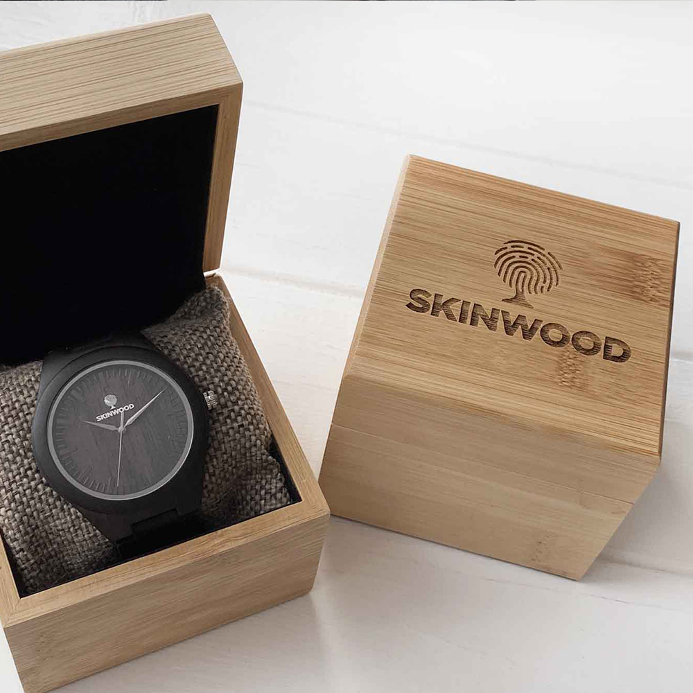 Наручний годинник з дерева Skinwood Black