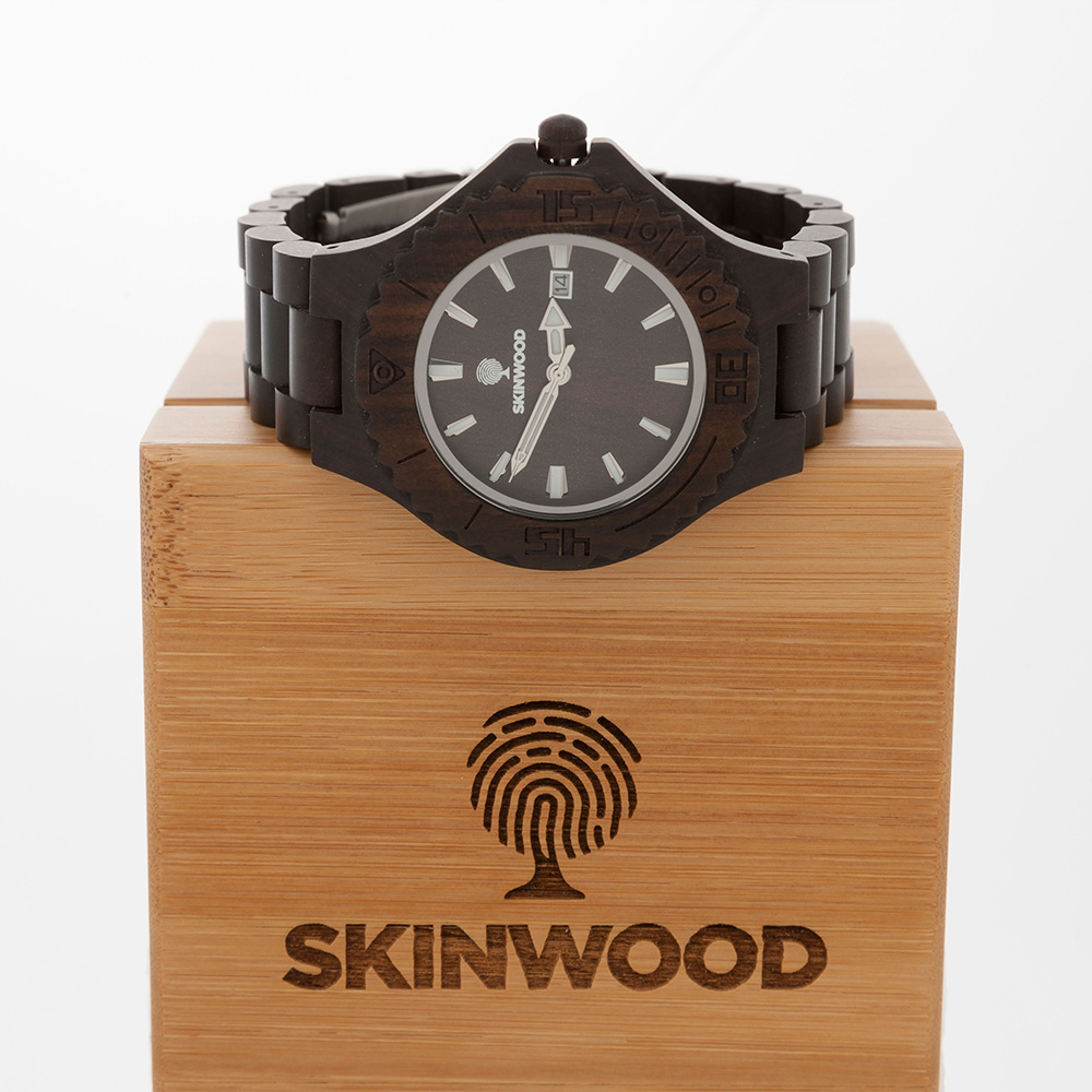 Наручний годинник з дерева BlackWood 